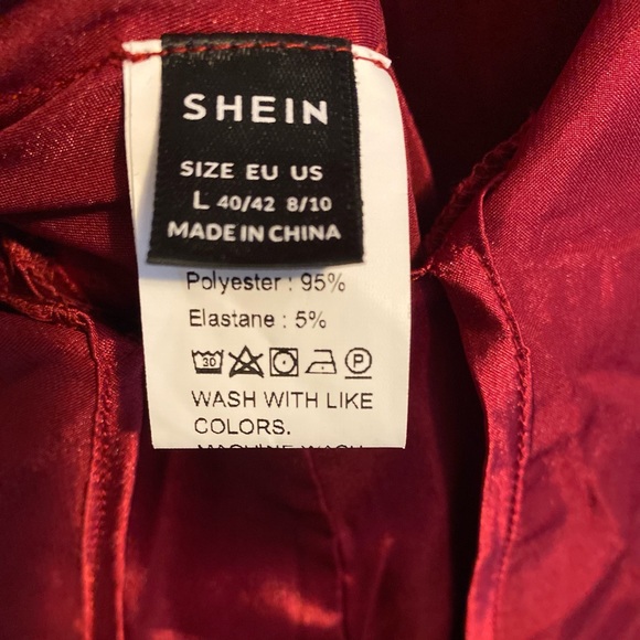 Formal burgundy red dress. Brand new from Shein. Size large. - Picture 4 of 6